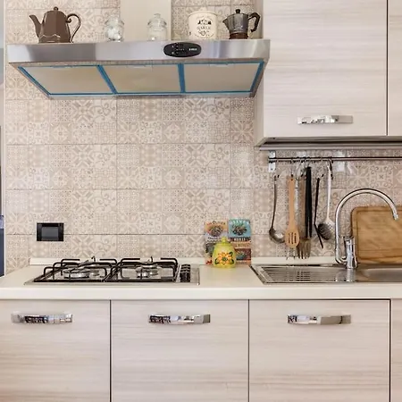 100mq 5 Mins To Center + Free Park And View Como