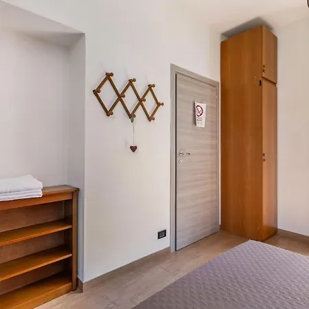 Apartment 100mq 5 Mins To Center + Free Park And View *