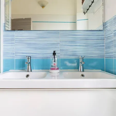 100mq 5 Mins To Center + Free Park And View Apartment Como