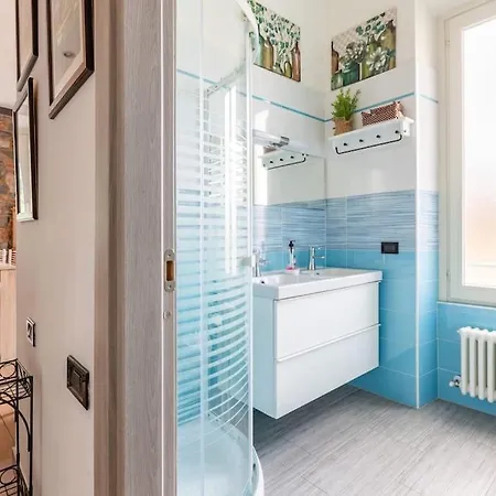 Apartment 100mq 5 Mins To Center + Free Park And View