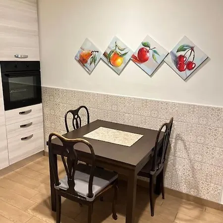 100mq 5 Mins To Center + Free Park And View * Como