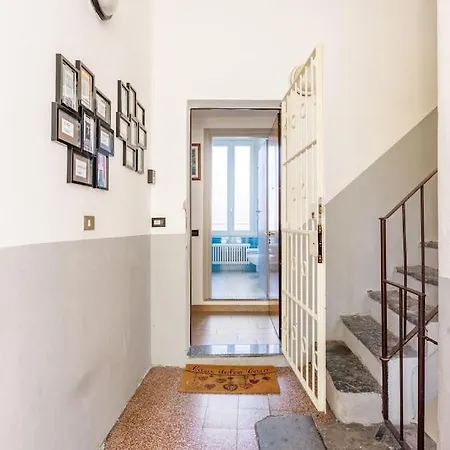 Apartment 100mq 5 Mins To Center + Free Park And View