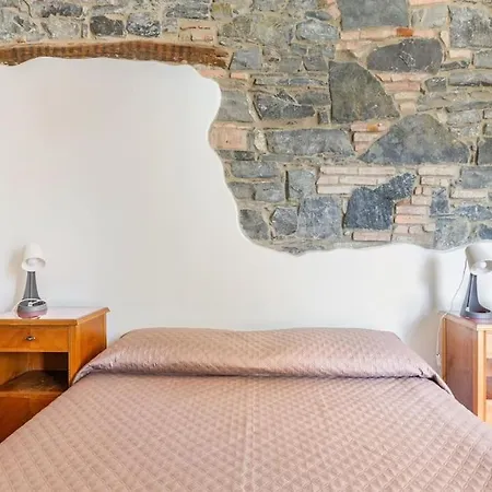 100mq 5 Mins To Center + Free Park And View *